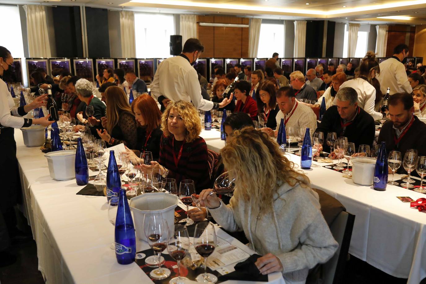 Celebración de la cata Opera Prima 2021 en Peñafiel. 
