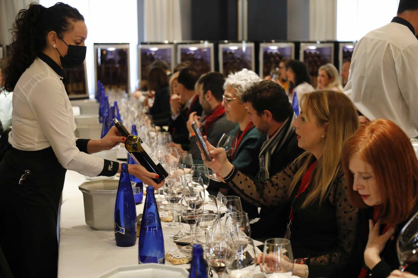 Celebración de la cata Opera Prima 2021 en Peñafiel. 