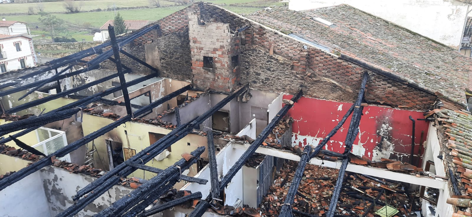 Así ha quedado la Escuela de Música de El Barco de Ávila tras el incendio. 