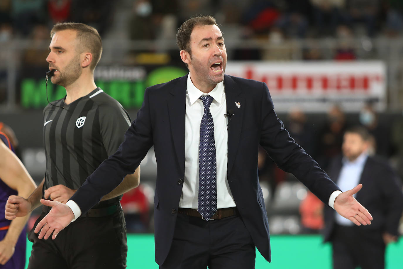 Fotos: Triunfo morado sobre la bocina (76-74)