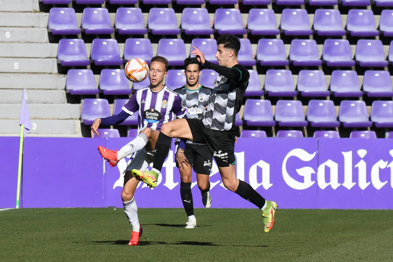 Fotos: Real Valladolid Promesas-Racing de Santander