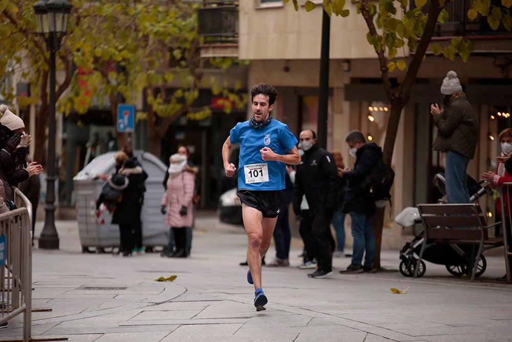 Dani Sanz y Verónica Sánchez ganan la III Carrera Popular Corre con tu Médico en Salamanca