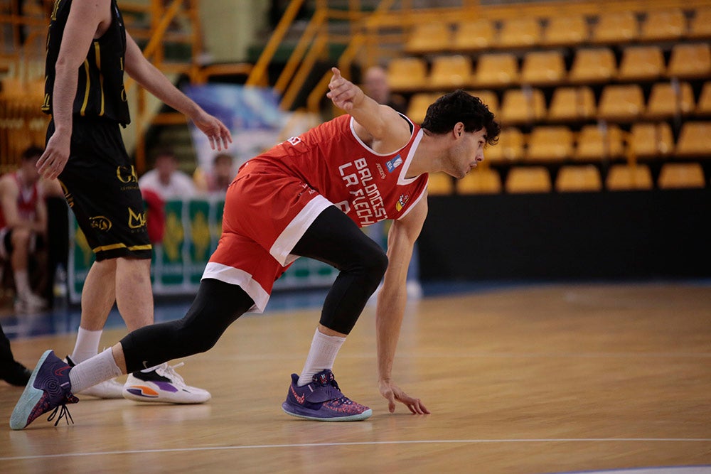 Contundente victoria del Usal La Antigua ante CB La Flecha (87-54)