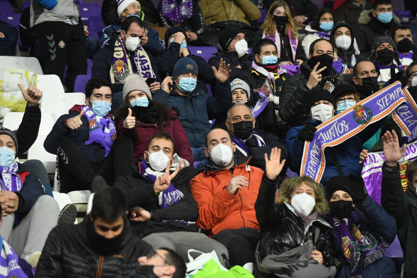 Fotos: Búscate en la grada de Zorrilla (1/4)