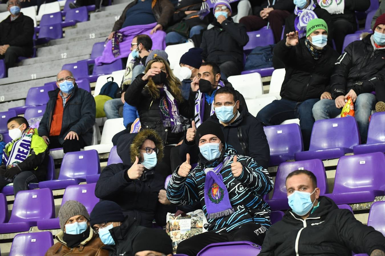 Fotos: Búscate en la grada de Zorrilla (1/4)