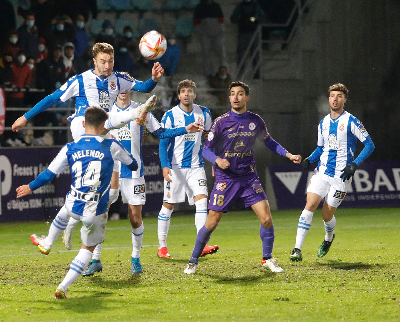 El Espanyol hace a Palencia de Primera 