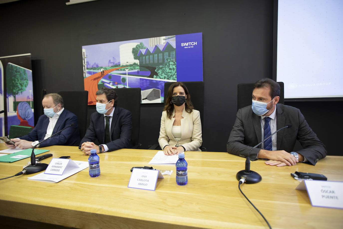 Fotos: Presentación de la fábrica de autobuses eléctricos Switch Mobility en Valladolid