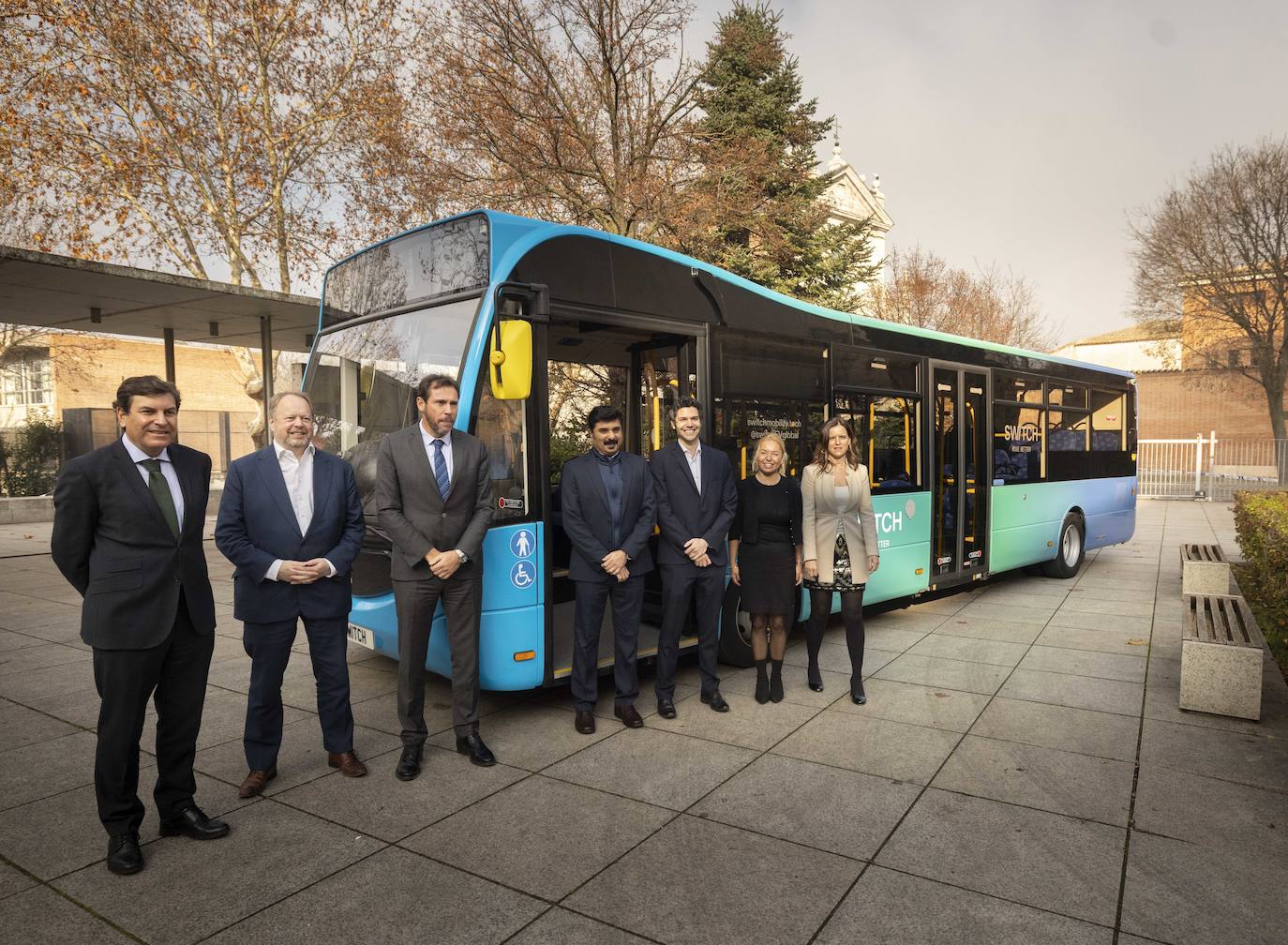 Fotos: Presentación de la fábrica de autobuses eléctricos Switch Mobility en Valladolid