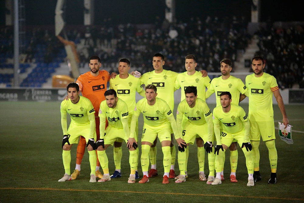 Un cruel final con gol en propia puerta apea de la Copa a un gran Unionistas ante el Elche de Primera (0-1)