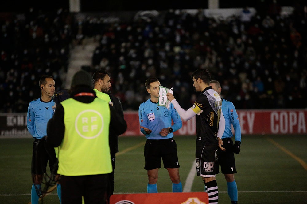 Un cruel final con gol en propia puerta apea de la Copa a un gran Unionistas ante el Elche de Primera (0-1)