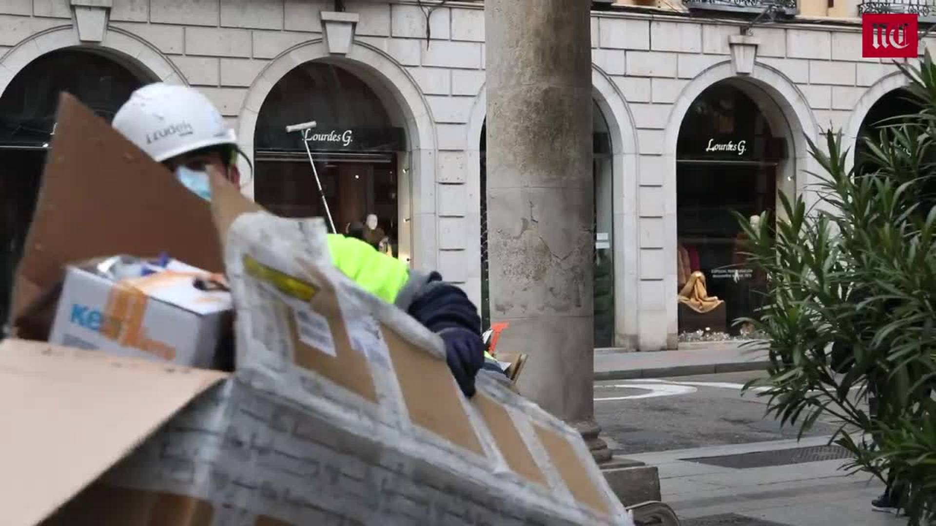 Recogida de residuos de los comercios de la Calle Mayor de Palencia