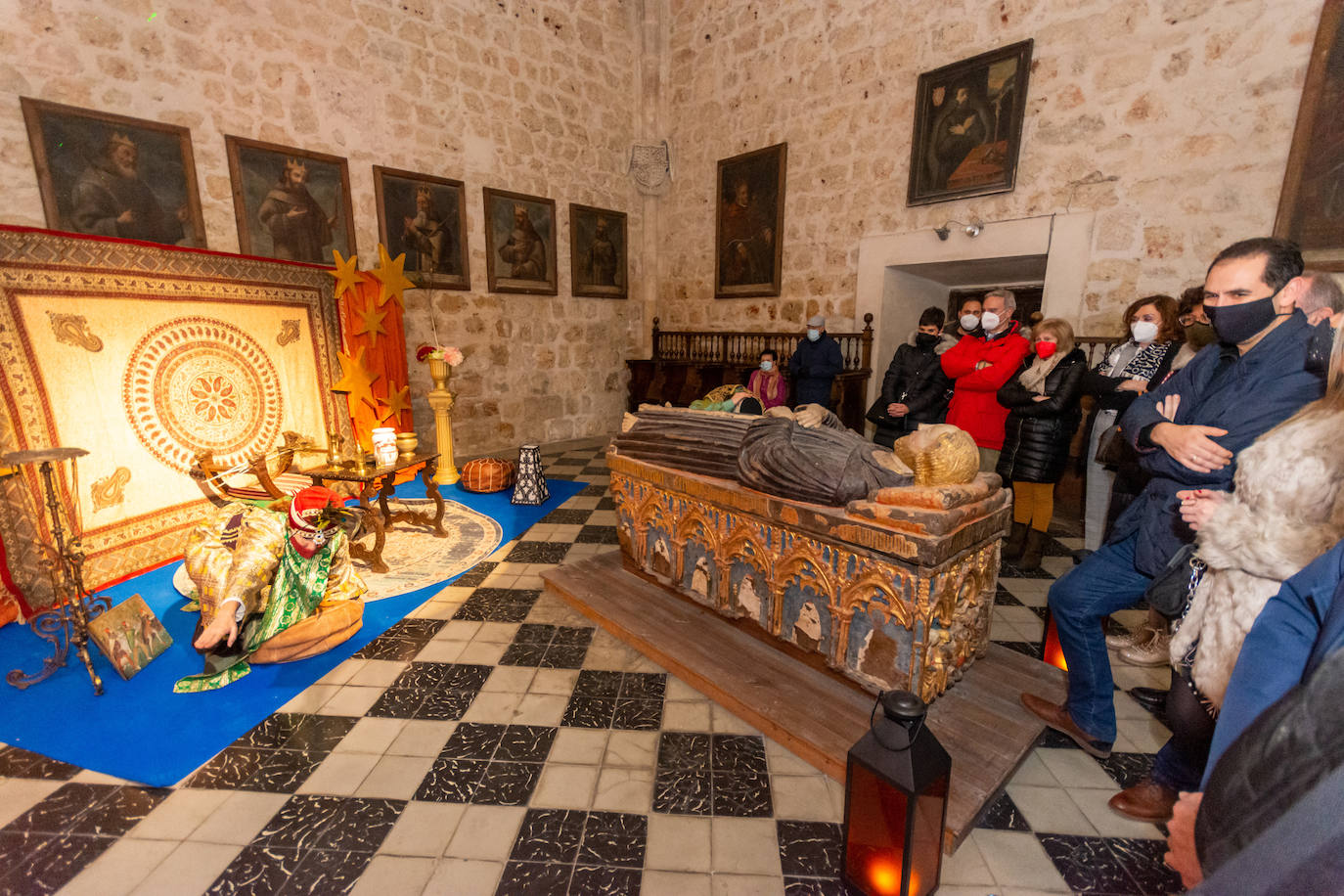 Fotos: Los pajes anuncian la próxima llegada de los Reyes a Palencia