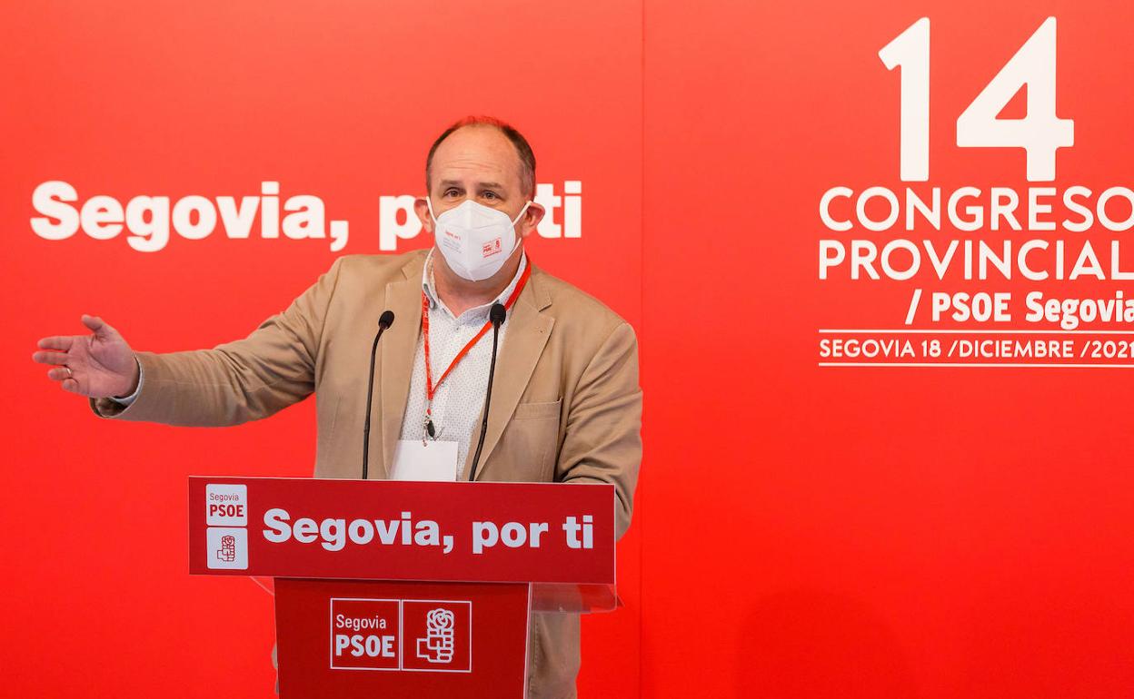 José Luis Aceves, durante su intervención en el congreso provincial del PSOE de Segovia este sábado. 