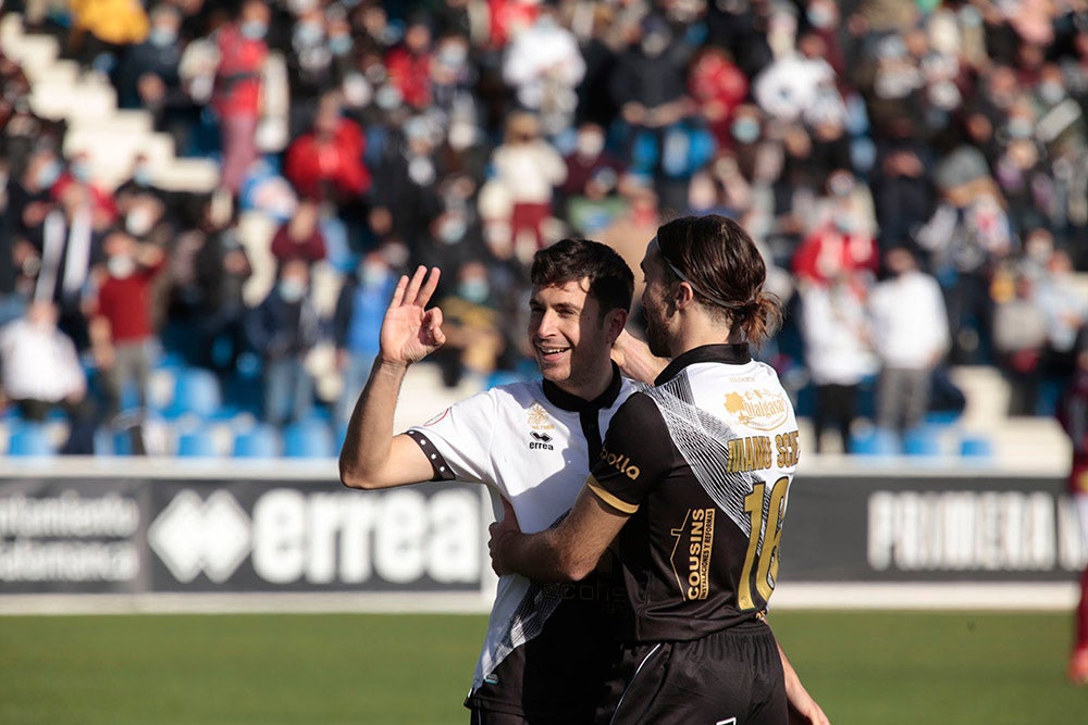 Unionistas vence a la potente UD Logroñés para romper su racha de más dos meses sin ganar en la liga y se va cuarto del grupo al parón