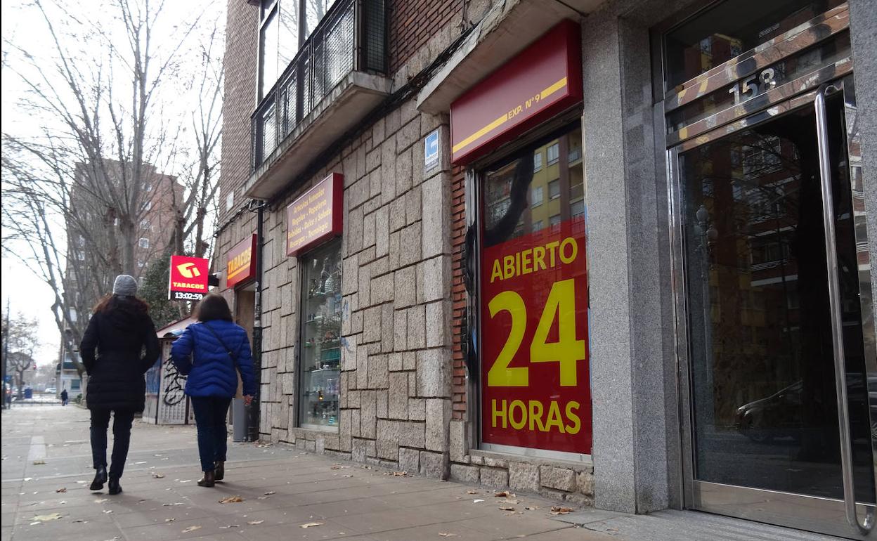 El estanco del paseo de Zorrilla en el que se produjo el atraco. 