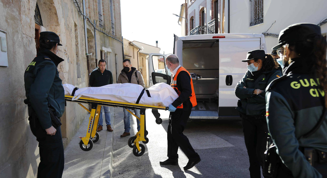 Mueren dos hermanos por intoxicación en Piñel de Abajo.