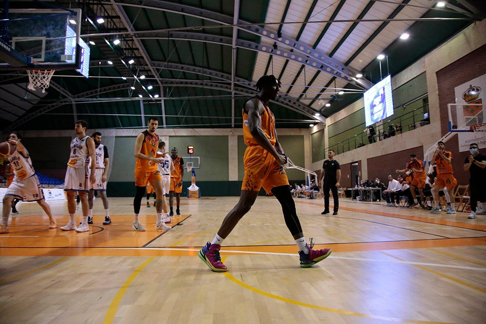 El colista Aquimisa vuelve a tirar otro partido que tenía 'ganado' en el ultimo cuarto (74-77)