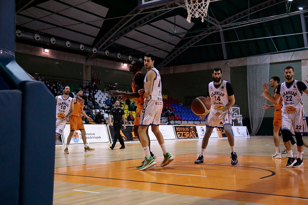El colista Aquimisa vuelve a tirar otro partido que tenía 'ganado' en el ultimo cuarto (74-77)
