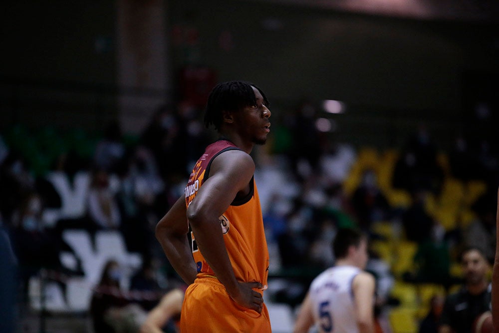 El colista Aquimisa vuelve a tirar otro partido que tenía 'ganado' en el ultimo cuarto (74-77)