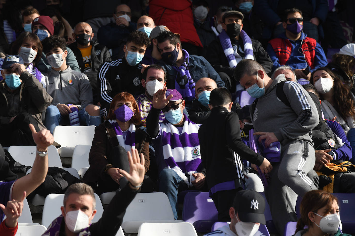 Fotos: Búscate en la grada del Real Valladolid-Leganés (1/4)
