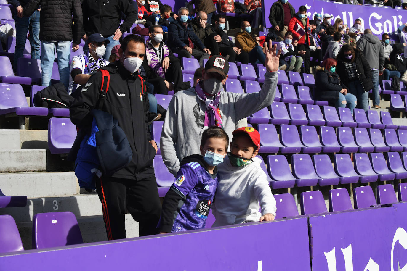 Fotos: Búscate en la grada del Real Valladolid-Leganés (3/4)
