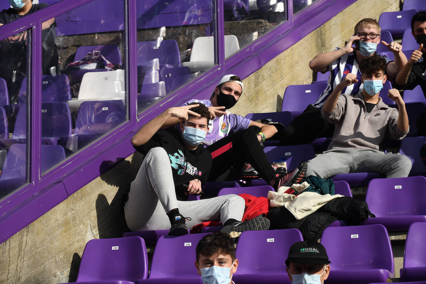 Fotos: Búscate en la grada del Real Valladolid-Leganés (4/4)