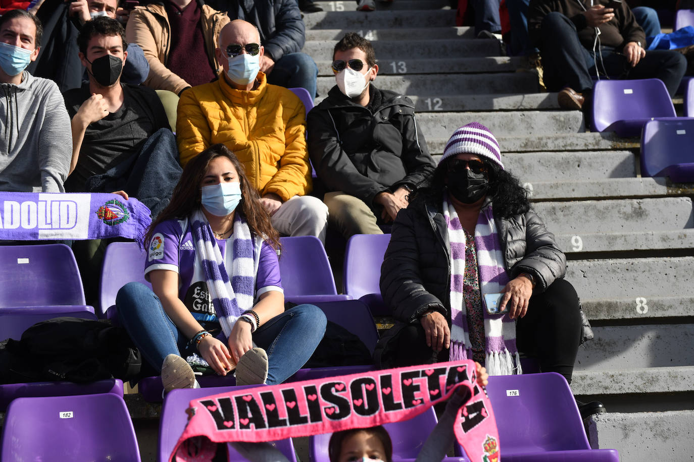 Fotos: Búscate en la grada del Real Valladolid-Leganés (4/4)