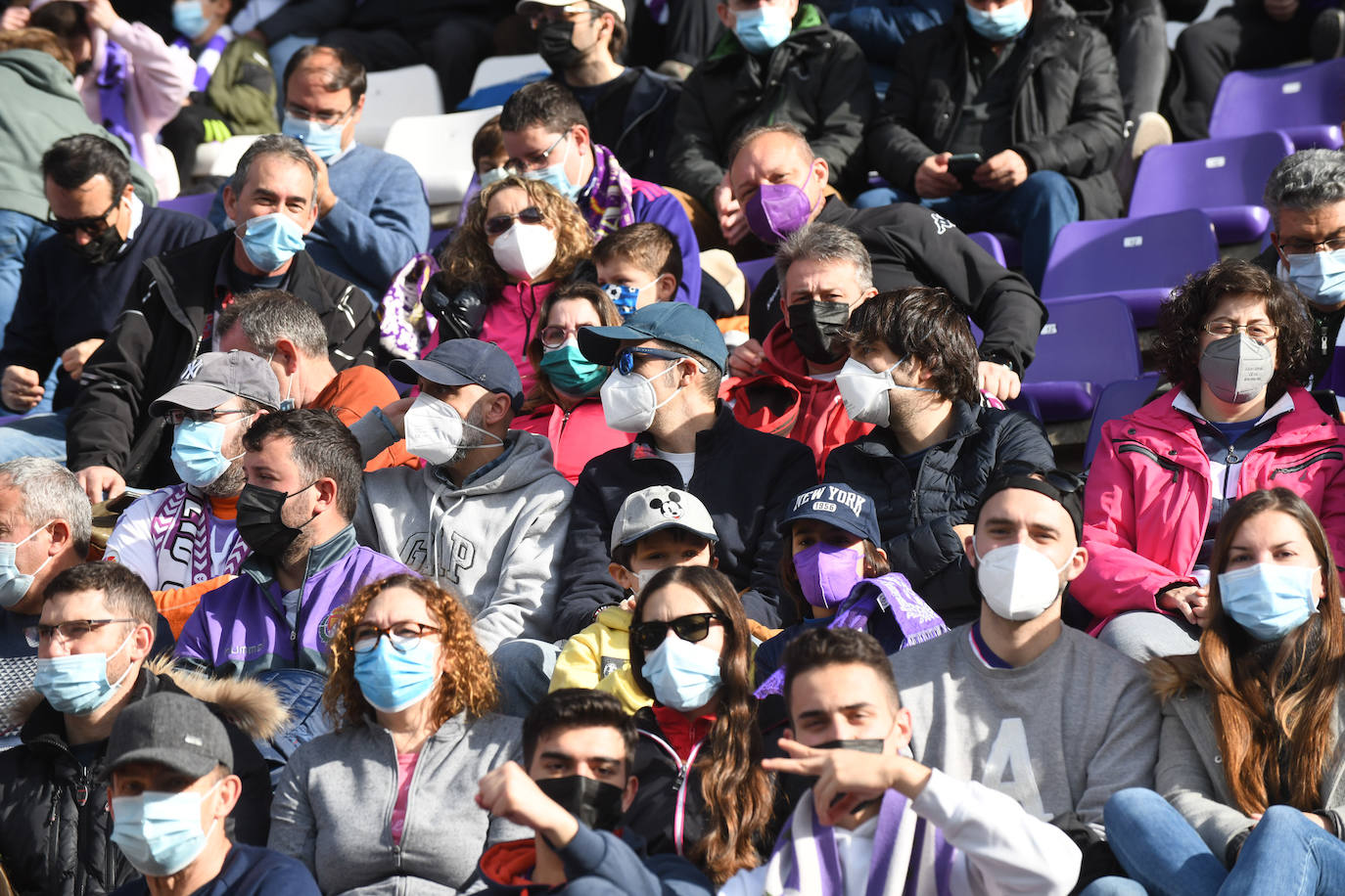 Fotos: Búscate en la grada del Real Valladolid-Leganés (1/4)