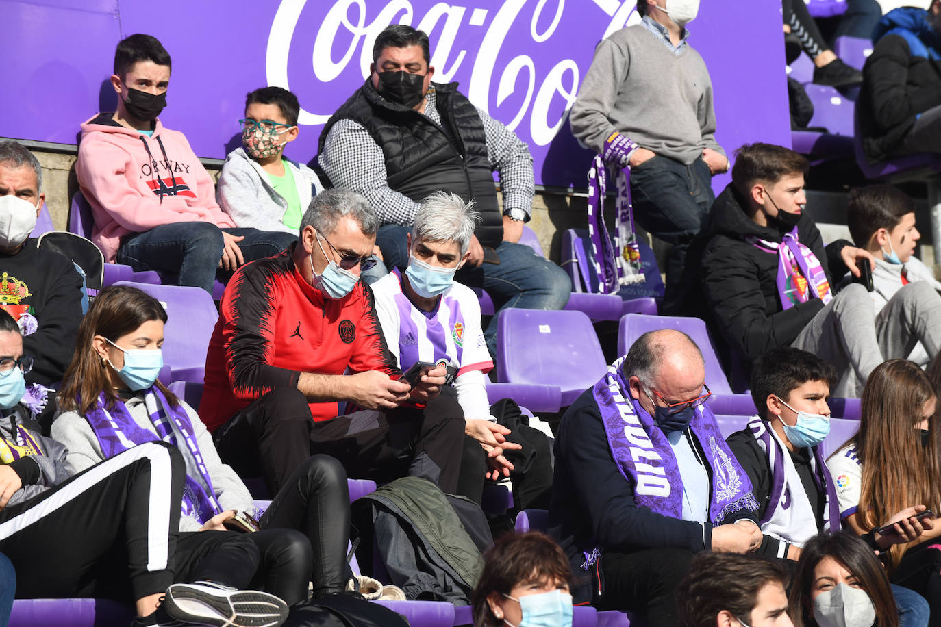 Fotos: Búscate en la grada del Real Valladolid-Leganés (2/4)