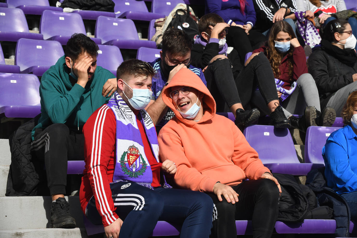 Fotos: Búscate en la grada del Real Valladolid-Leganés (3/4)