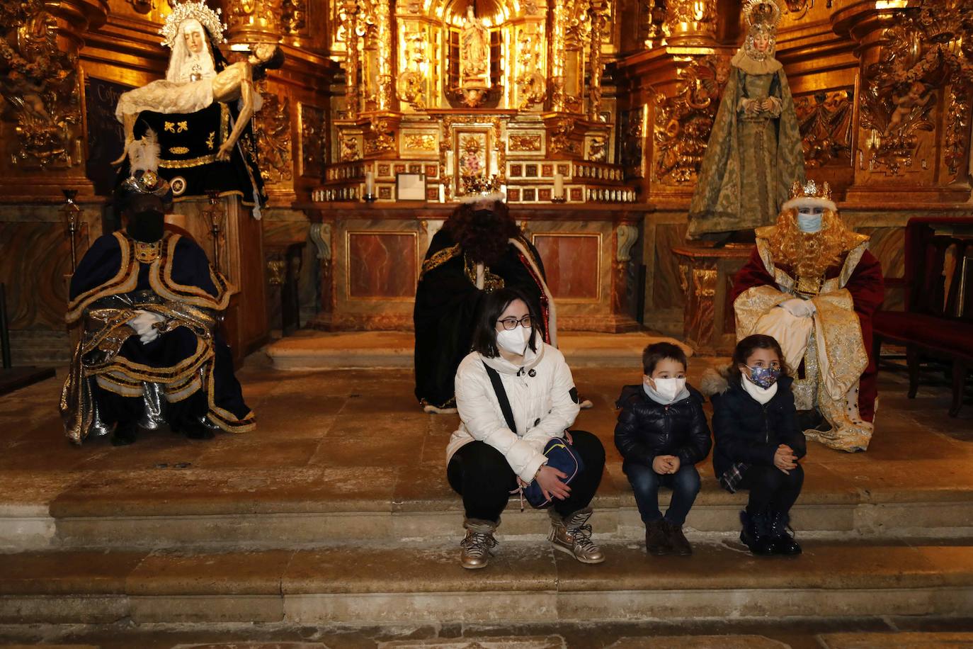 Los Reyes reciben las cartas de los niñosde la comarca de Peñafiel.