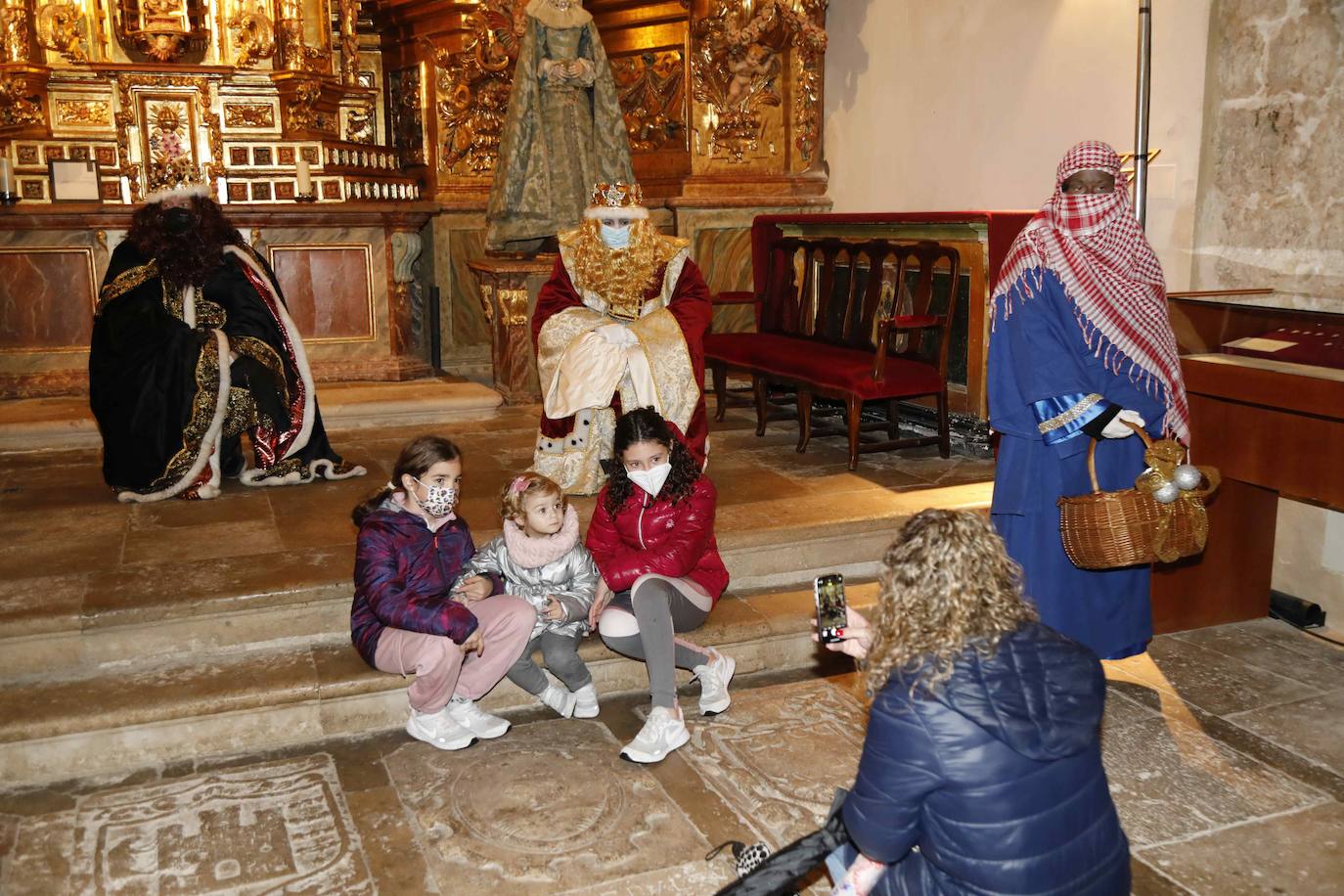 Los Reyes reciben las cartas de los niñosde la comarca de Peñafiel.