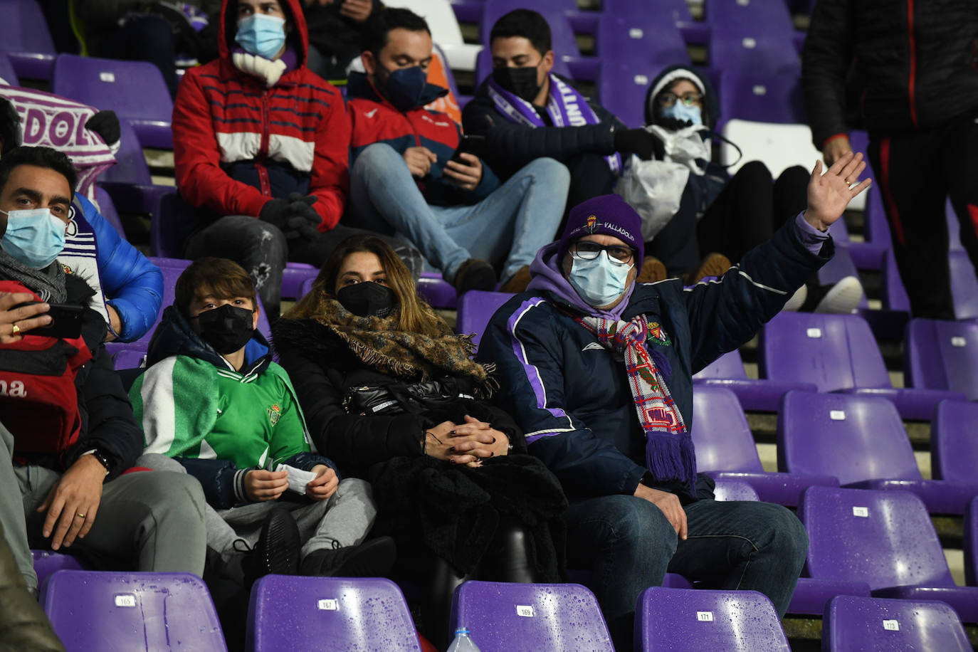 Fotos: Búscate en la grada en el Real Valladolid-Betis