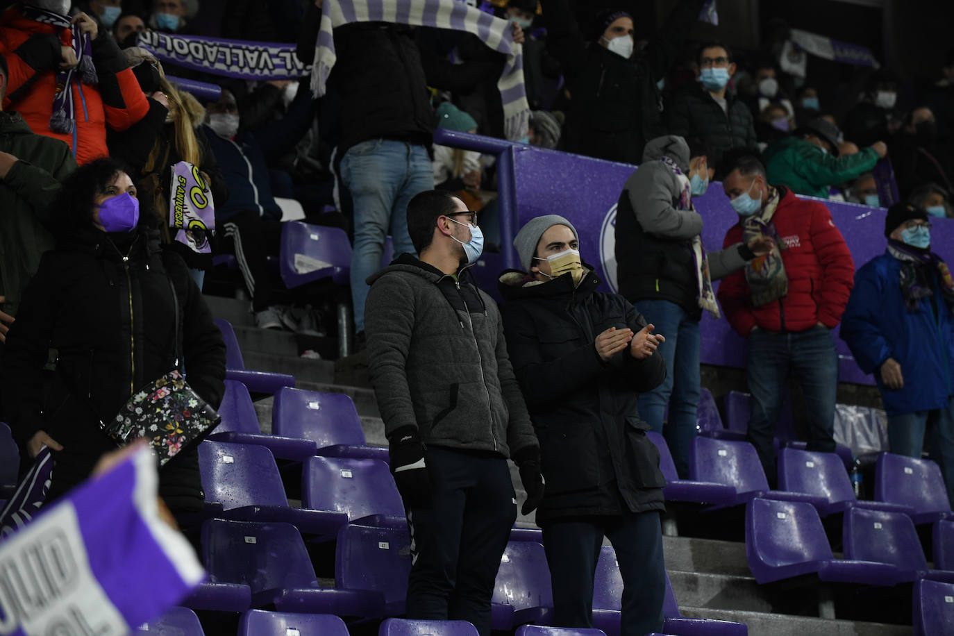 Fotos: Búscate en la grada en el Real Valladolid-Betis