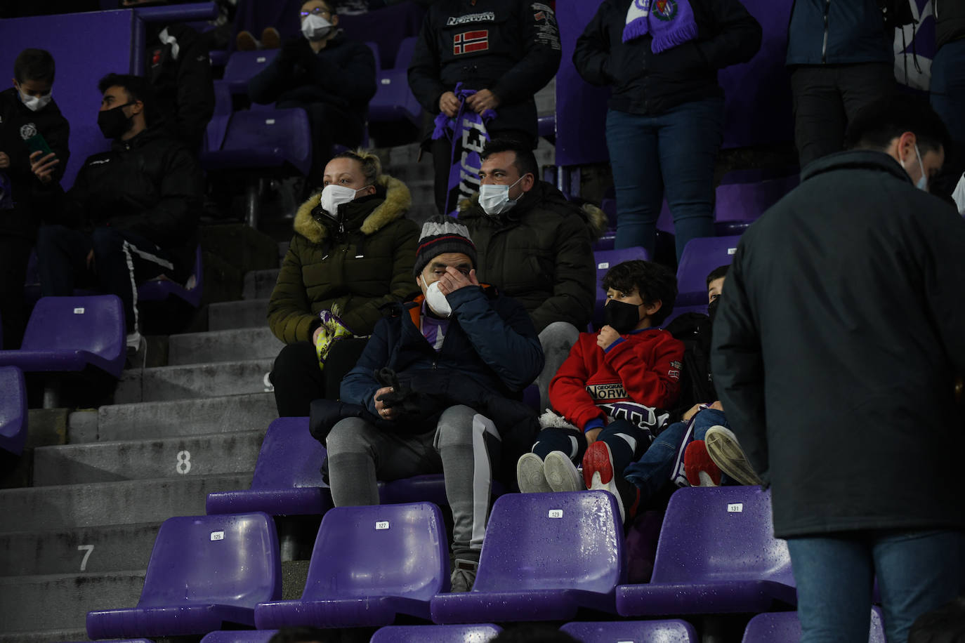 Fotos: Búscate en la grada en el Real Valladolid-Betis