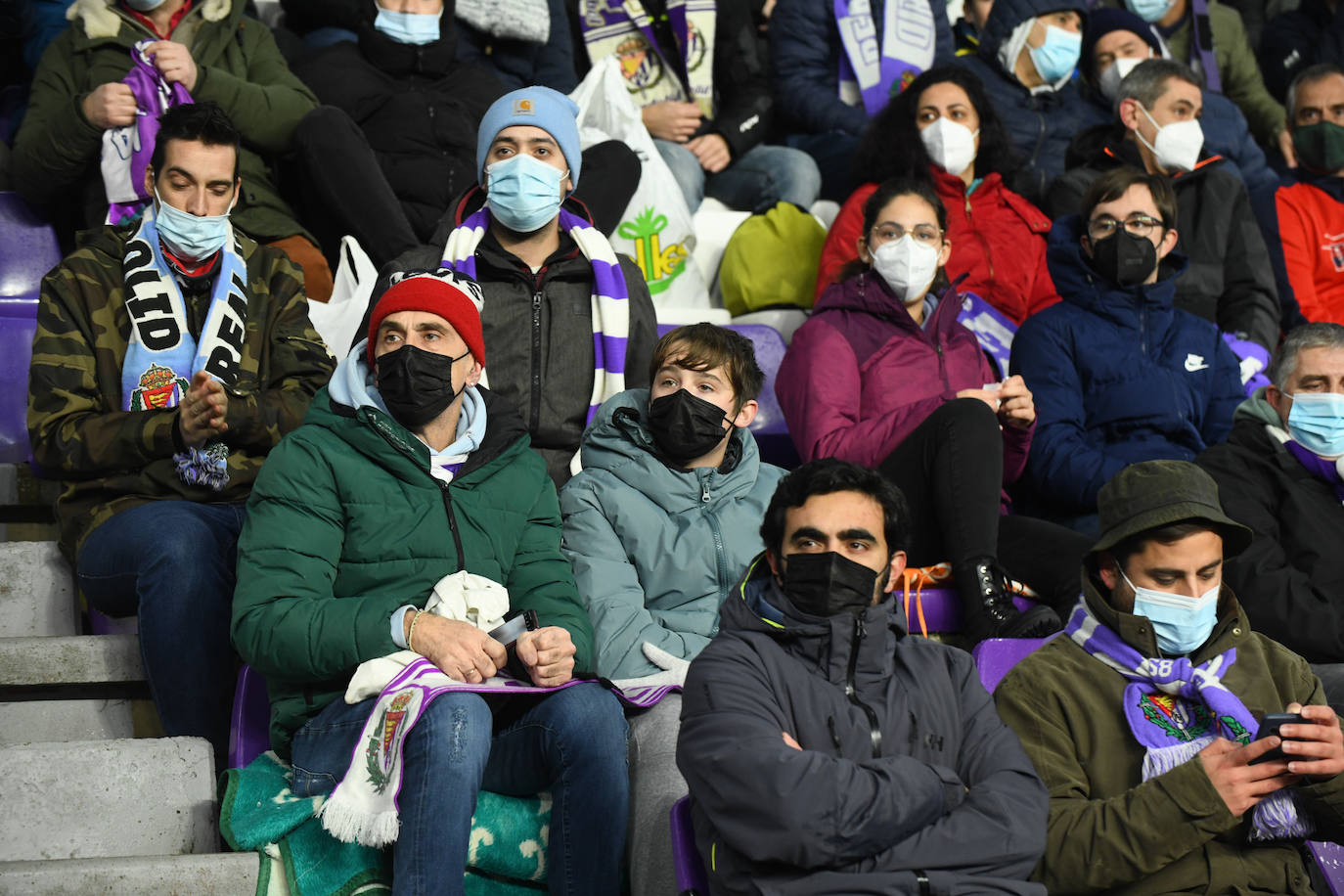 Fotos: Búscate en la grada en el Real Valladolid-Betis