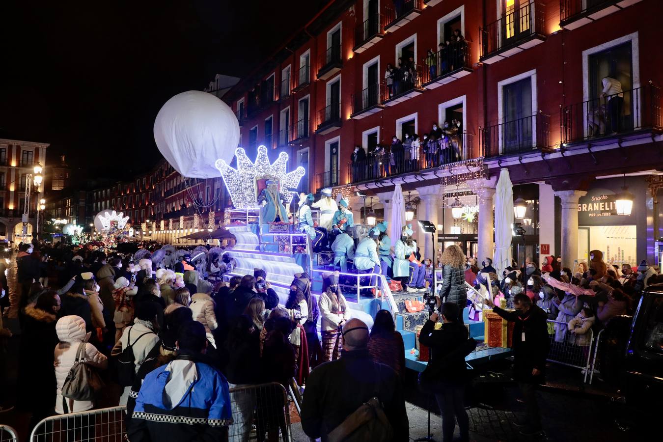 Fotos: Cabalgata de los Reyes Magos en Valladolid (2/2)