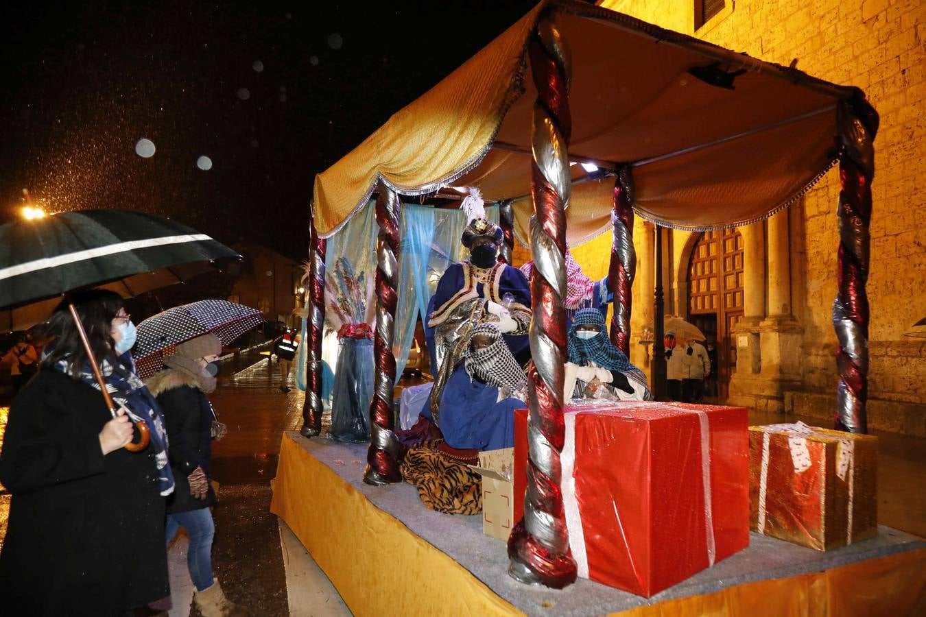 Fotos: Cabalgata de Reyes Magos en Peñafiel