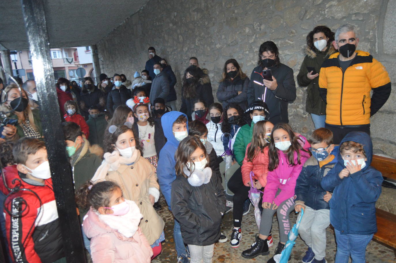 Desde la Residencia de la Diputación hasta el Hospital de Salamanca. Antes de recorrer la capital del Tormes, Melchor, Gaspar y Baltasar visitaron la provincia para cumplir los deseos de los mayores y los pequeños  