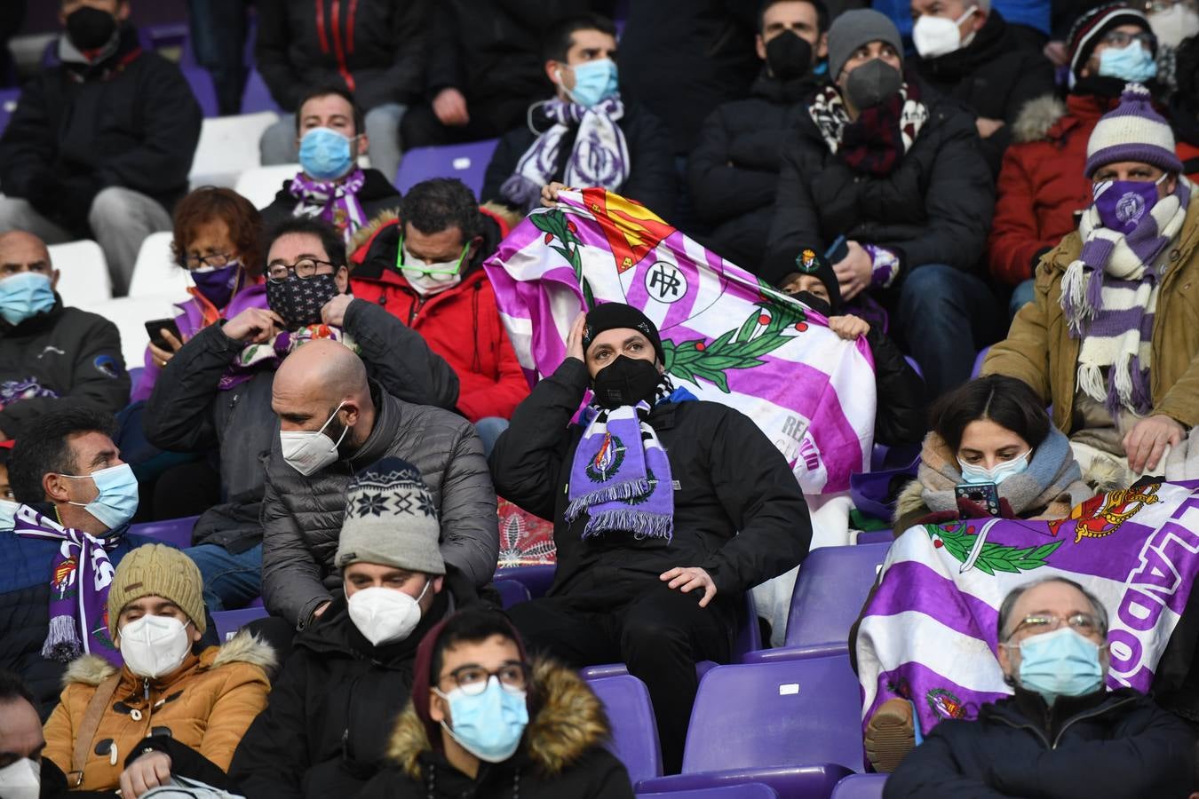 Fotos: Búscate en la grada de Zorrilla (1/4)