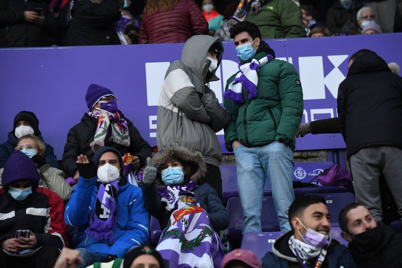 Fotos: Búscate en la grada de Zorrilla (3/4)