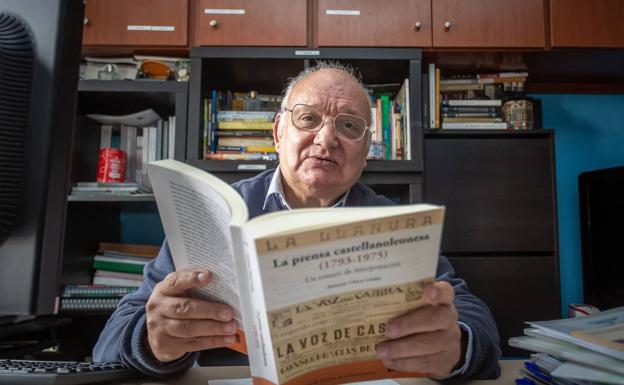 Antonio Checa muestra su ensayo sobre la prensa en Castilla y León de 1793 a 1975.