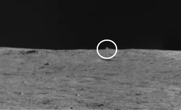 La «cabaña misteriosa» destaca en el horizonte lunar, en la imagen tomada el pasado noviembre. 