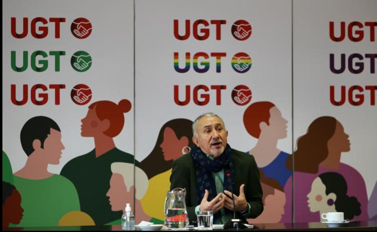 El secretario general de UGT, Pepe Álvarez, en un encuentro informativo. 