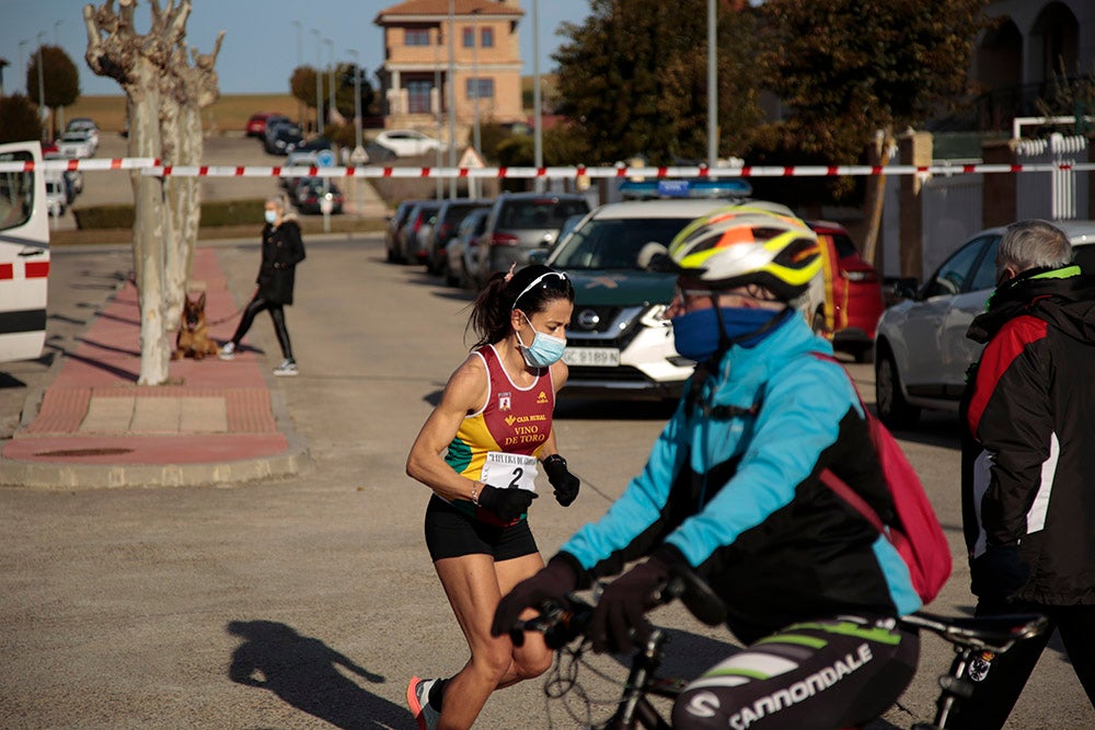 Manuel Vicente Tejedor sentencia su segunda Liga de Cross de Cabrerizos. En féminas Verónica Sánchez gana y ya lo tiene en la mano