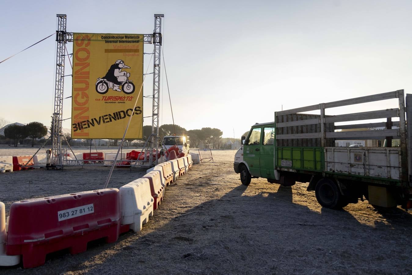 Fotos: Trabajos de limpieza de la antigua Hípica tras el paso de Pingüinos