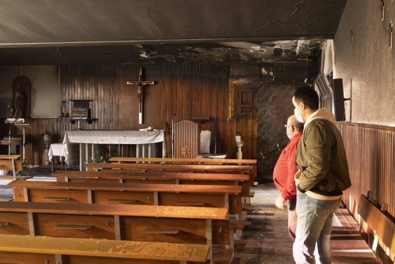 Fotos: Incendio en la iglesia de Nuestra Señora de Fátima, en Valladolid