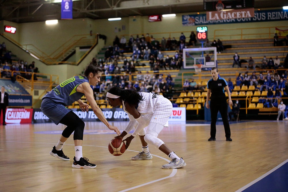 El CB Avenida acaricia el segundo puesto del grupo en Europa tras doblegar a su gran rival (85-75)