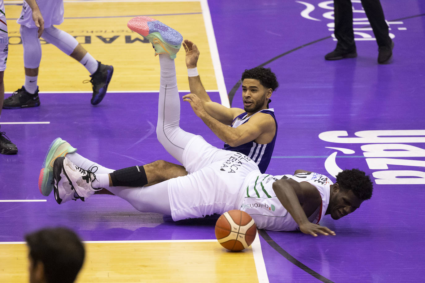 Partido entre el UEMC Valladolid y el Palma disputado en Pisuerga. 