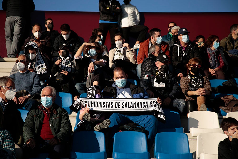 Locura final en el primer partido del año en el Reina Sofía con una remontada que hizo vibrar a la afición